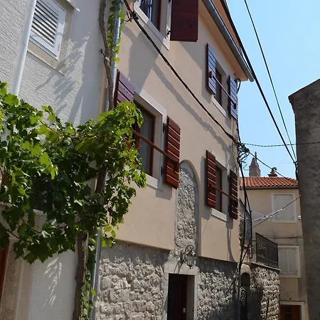 Hedviga Apartment