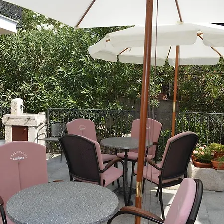 Hedviga Appartement *