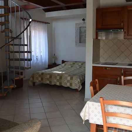 Апартаменты Hedviga *